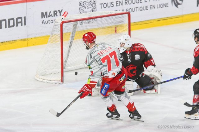 Photo hockey match Amiens  - Grenoble  le 07/12/2025