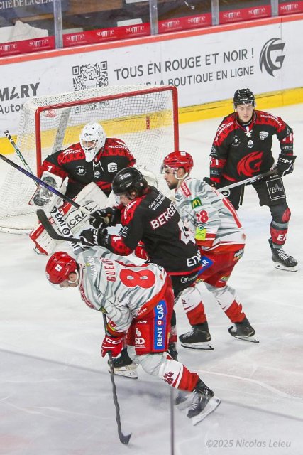 Photo hockey match Amiens  - Grenoble  le 07/12/2025