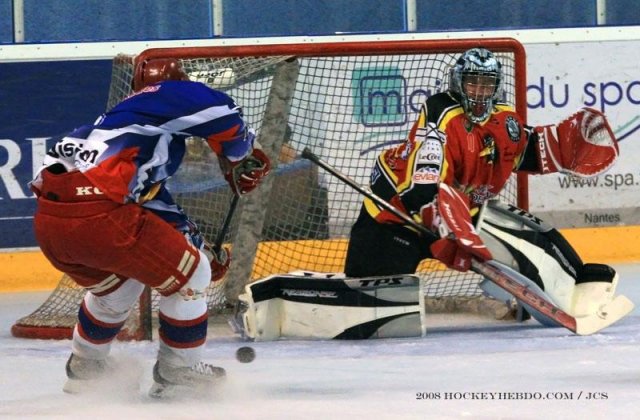 Photo hockey reportage Morzine / Puck et Match 