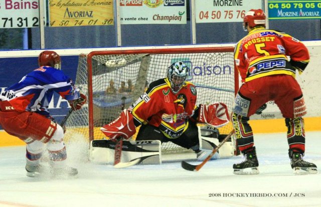 Photo hockey reportage Morzine / Puck et Match 