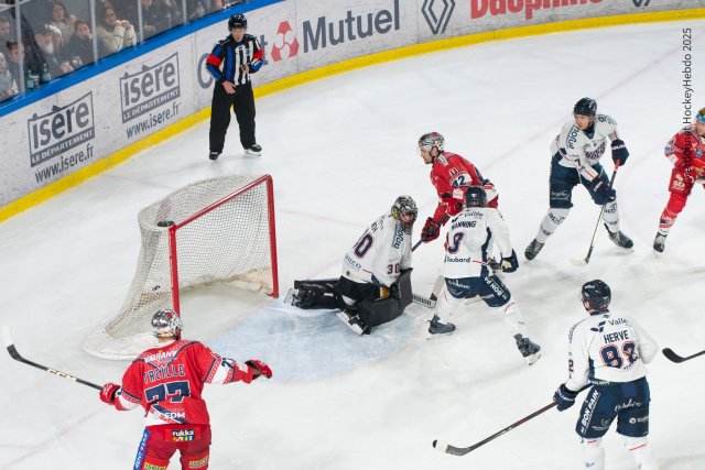 Photo hockey match Grenoble  - Angers  le 23/12/2025