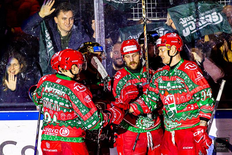 Cergy-Pontoise 8 - 0 Anglet