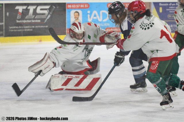 Photo hockey match Tours / Féminine - Cergy-Pontoise / Féminin le 03/01/2026