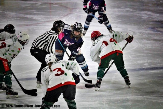 Photo hockey match Tours / Féminine - Cergy-Pontoise / Féminin le 03/01/2026