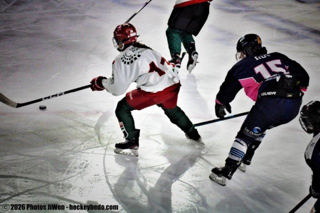 Photo hockey match Tours / Féminine - Cergy-Pontoise / Féminin le 03/01/2026