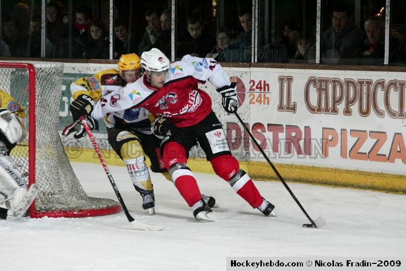 Briançon  7 - 3 Strasbourg 
