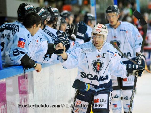Photo hockey match Grenoble  - Angers  le 28/11/2009