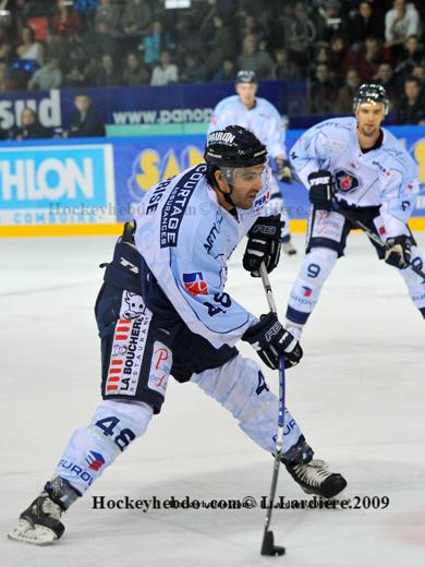 Grenoble  4 - 3 Angers 