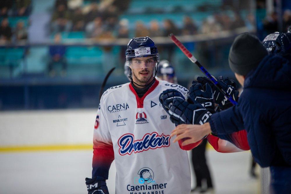 Mont-Blanc 3 - 5 Caen 