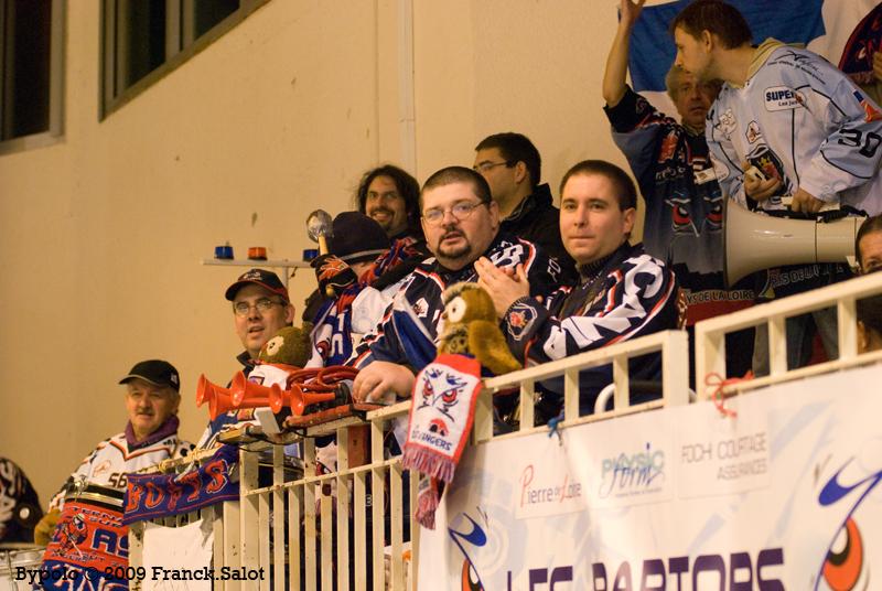 Angers  8 - 4 Grenoble 