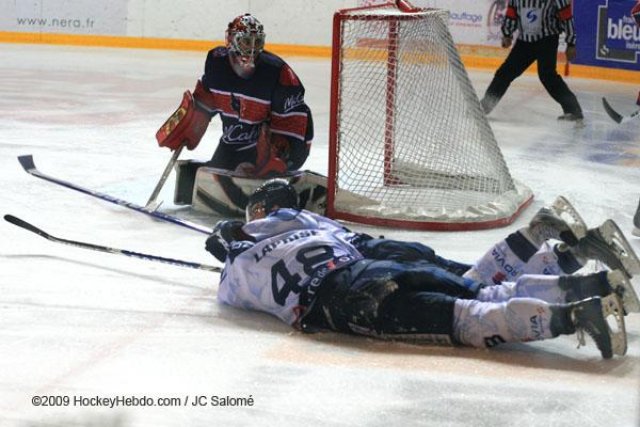 Photo hockey match Grenoble  - Angers  le 28/11/2009