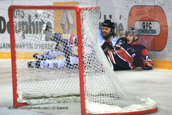 Grenoble  4 - 3 Angers 