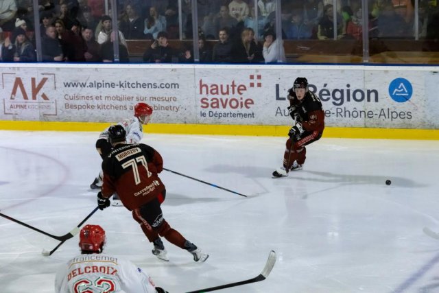 Photo hockey match Morzine-Avoriaz - Mont-Blanc le 28/02/2026