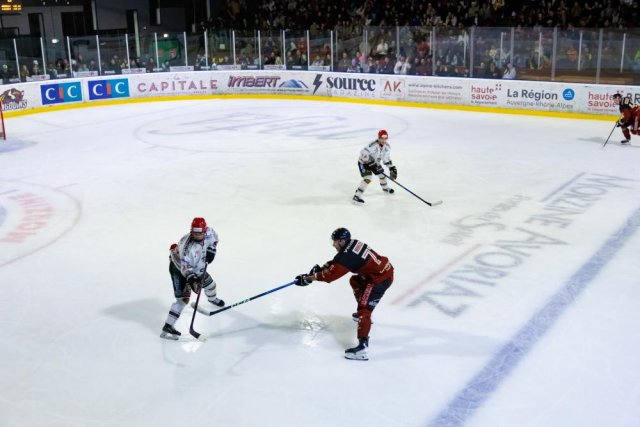 Photo hockey match Morzine-Avoriaz - Mont-Blanc le 28/02/2026