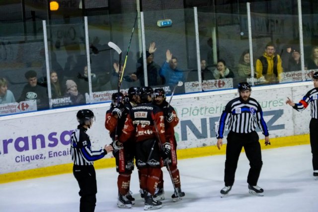 Photo hockey match Morzine-Avoriaz - Mont-Blanc le 28/02/2026