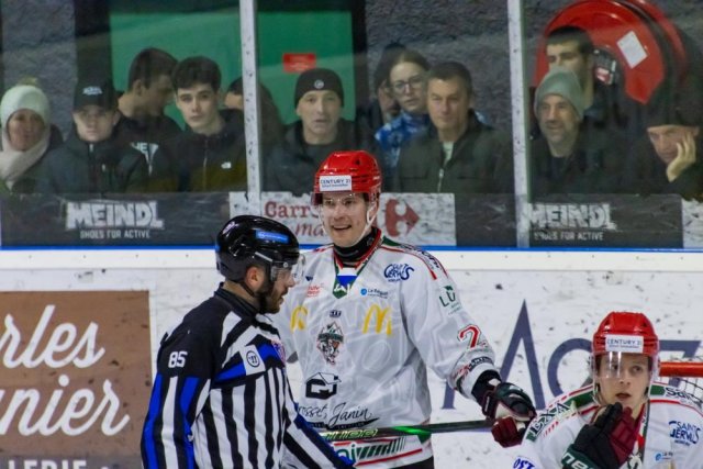 Photo hockey match Morzine-Avoriaz - Mont-Blanc le 28/02/2026