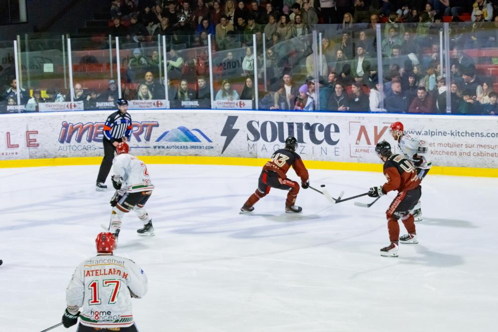 Morzine-Avoriaz 4 - 0 Mont-Blanc