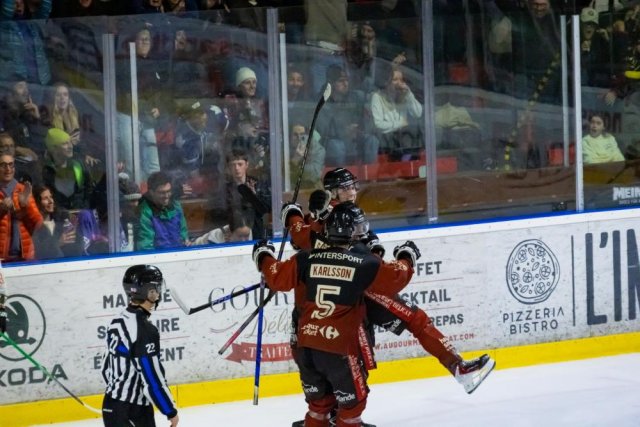 Photo hockey match Morzine-Avoriaz - Mont-Blanc le 28/02/2026