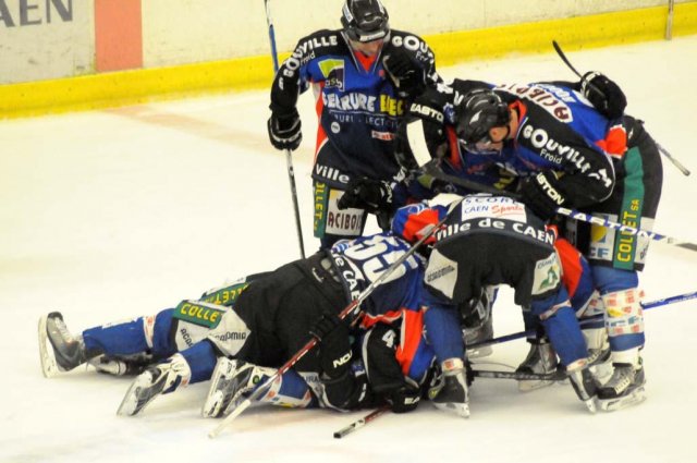 Photo hockey match Caen  - Brest  le 04/12/2009