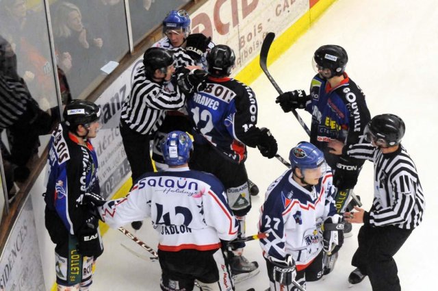 Photo hockey match Caen  - Brest  le 04/12/2009
