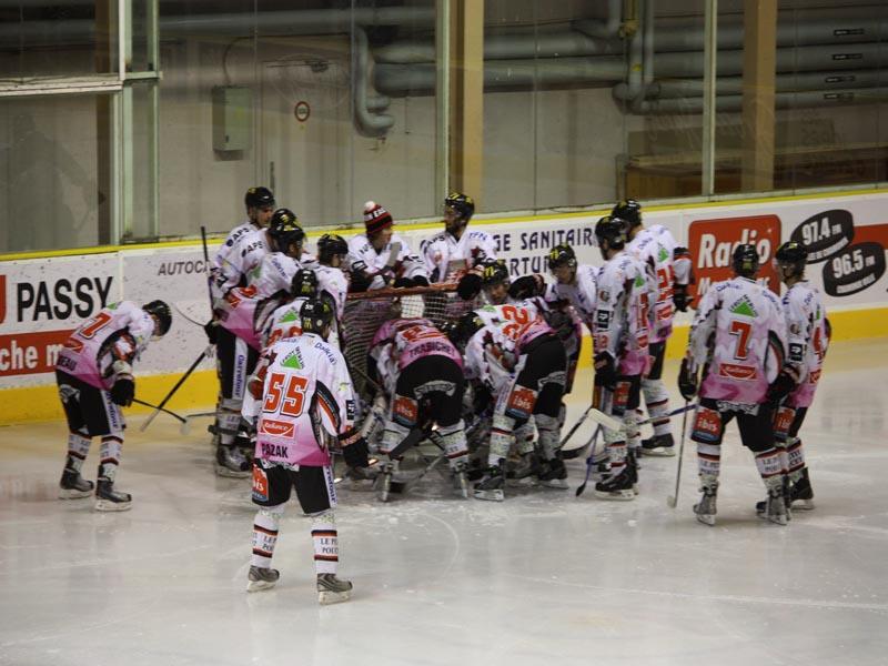 Chamonix  3 - 5 Amiens 