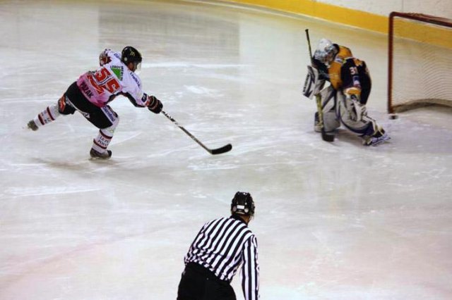 Photo hockey match Chamonix  - Amiens  le 04/12/2009