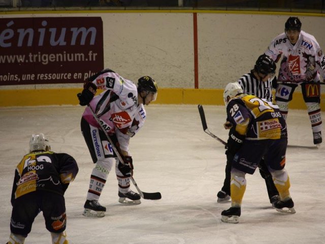 Photo hockey match Chamonix  - Amiens  le 04/12/2009