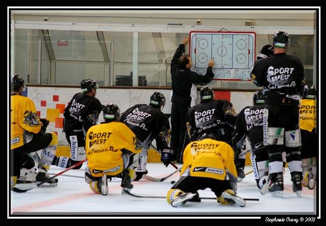 Photo hockey reportage Les Dragons : Première glace en images...