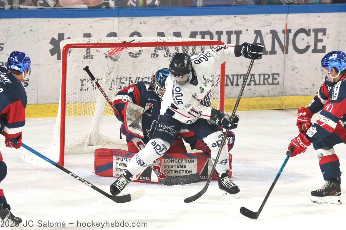 Grenoble  3 - 1 Angers 