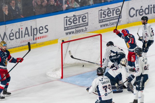 Photo hockey match Grenoble  - Angers  le 08/04/2026
