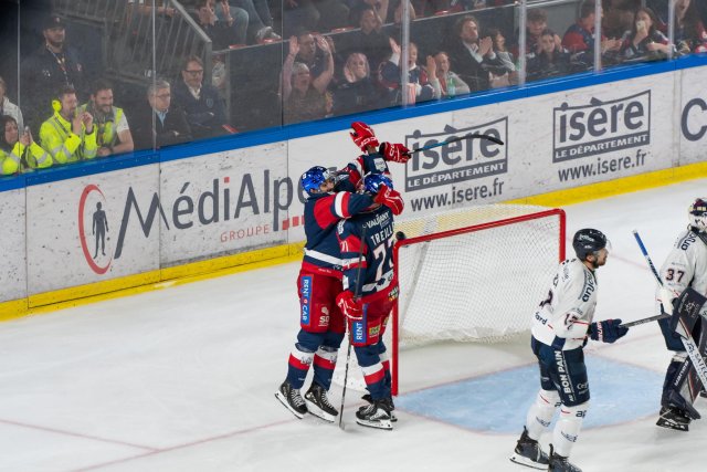Photo hockey match Grenoble  - Angers  le 08/04/2026