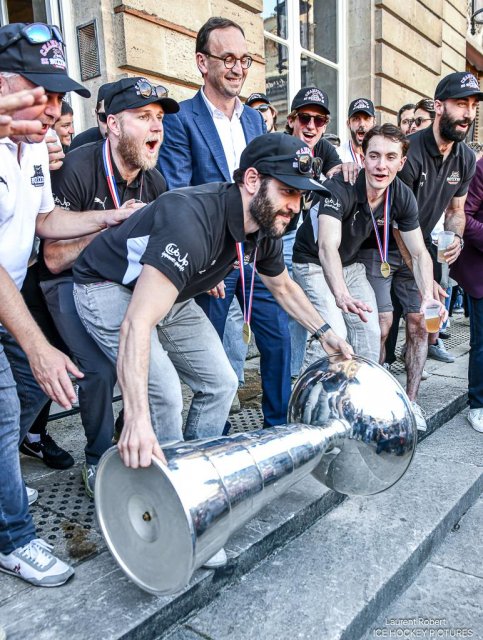 Photo hockey reportage Bordeaux fête ses HEROS !