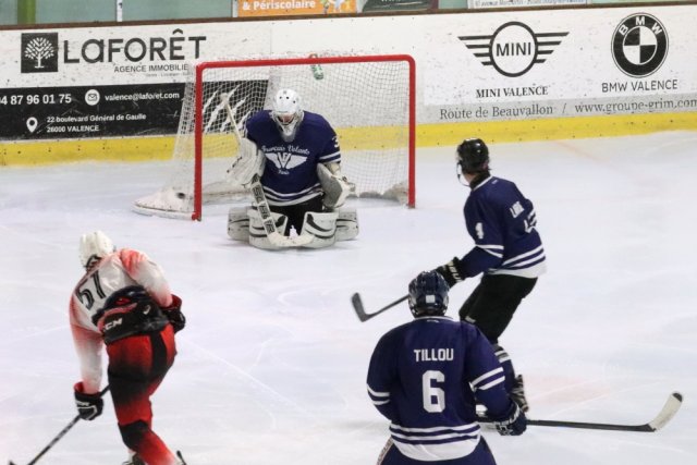 Photo hockey match Paris (FV) - La Roche-sur-Yon II le 25/05/2026