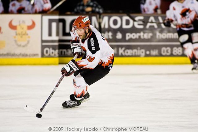 Photo hockey match Strasbourg  - Neuilly/Marne le 04/12/2009