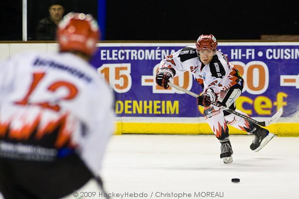 Strasbourg  2 - 0 Neuilly/Marne
