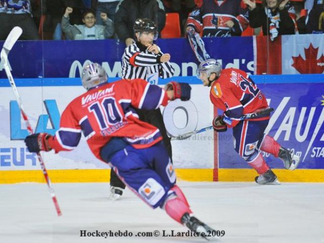 Photo hockey match Grenoble  - Angers  le 08/12/2009