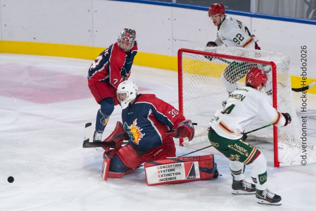Photo hockey reportage Grenoble déçoit à domicile contre Anglet.