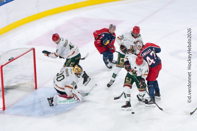 Photo hockey reportage Grenoble déçoit à domicile contre Anglet.
