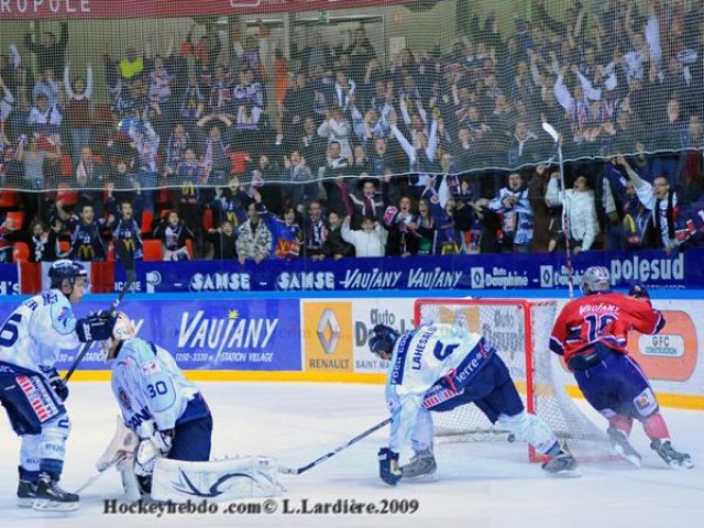 Photo hockey match Grenoble  - Angers  le 08/12/2009