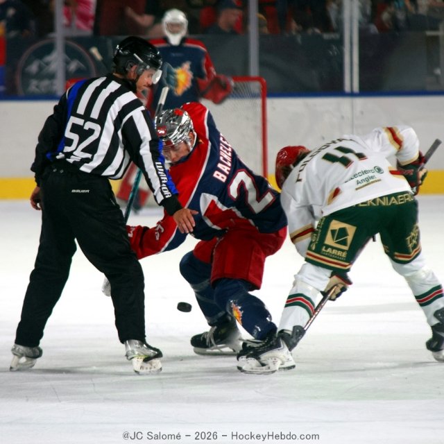 Photo hockey reportage Grenoble déçoit à domicile contre Anglet.