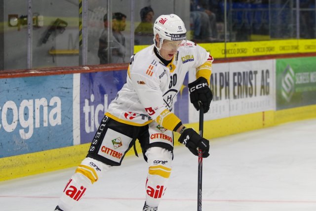 Photo hockey match Kloten - Lugano le 18/09/2026