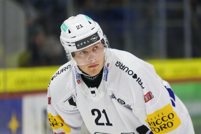 Photo hockey match Kloten - Fribourg le 02/10/2026