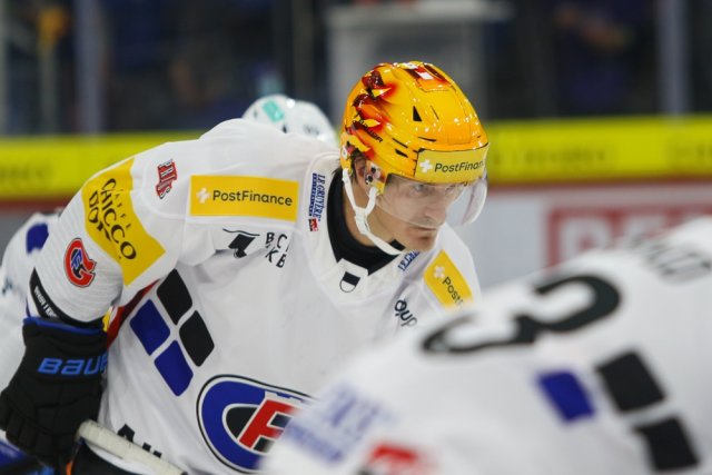Photo hockey match Kloten - Fribourg le 02/10/2026