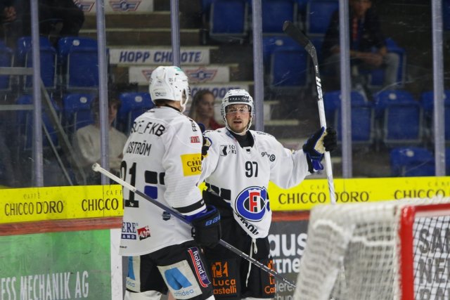 Photo hockey match Kloten - Fribourg le 02/10/2026