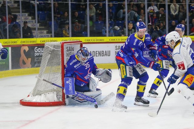 Photo hockey match Kloten - Zug le 11/10/2026