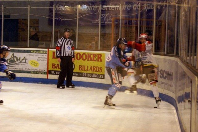 Photo hockey match Angers  - Morzine-Avoriaz le 12/12/2009