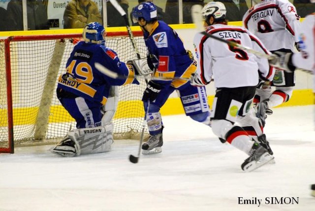 Photo hockey match Dijon  - Briançon  le 12/12/2009
