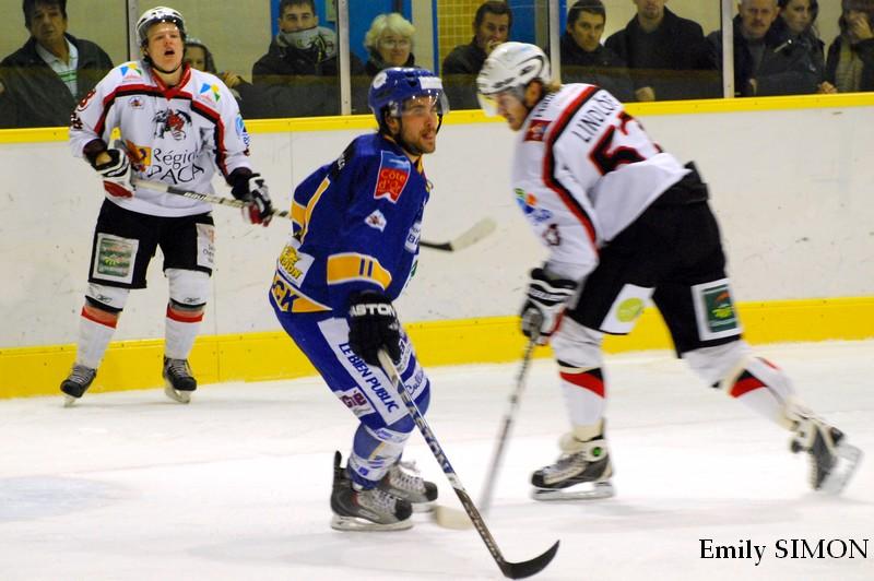 Dijon  3 - 7 Briançon 