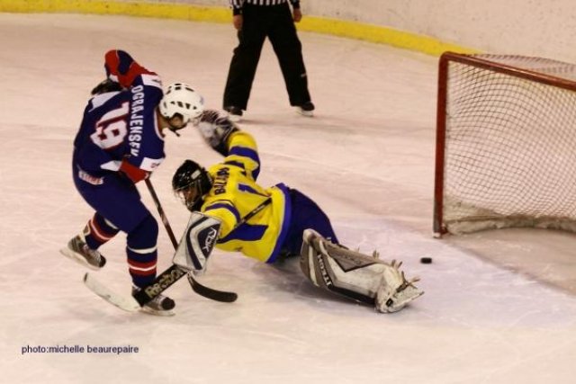 Photo hockey album CM U20 DAN-UKR / ALL-UKR / SLO-UKR