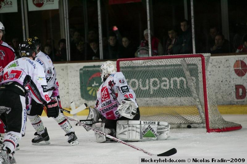 Briançon  5 - 1 Amiens 